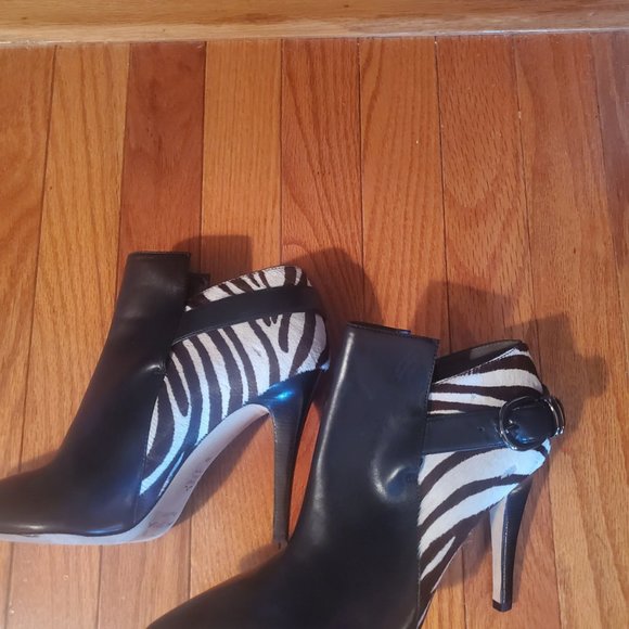 Boots - Picture 1 of 4